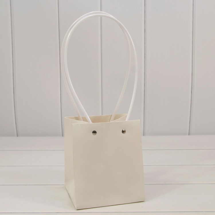 Пакет подарочный "Ваза для цветов" 13*13*15 Белый 1/10 1/250 Арт: 000586G/1