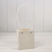 Пакет подарочный "Ваза для цветов" 15*13*13 230г Белый 1/10 1/120 Арт: 000170P/7