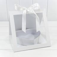 Коробка подарочная 25*26*23 с окошком и бантом "Сердце" Белый 1/24 Арт: 720963/7 - Коробка подарочная 25*26*23 с окошком и бантом "Сердце" Белый 1/24 Арт: 720963/7